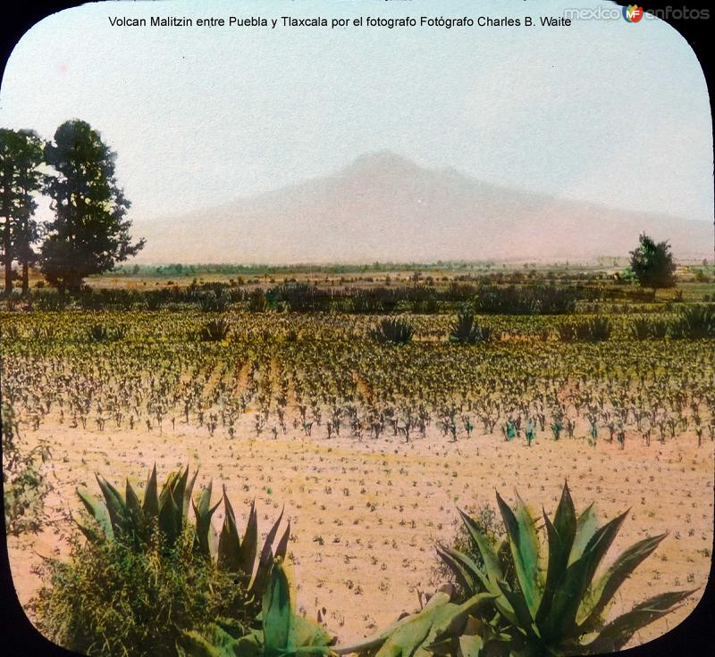 Volcan Malitzin Entre Puebla Y Tlaxcala Por El Fotógrafo Charles B ...