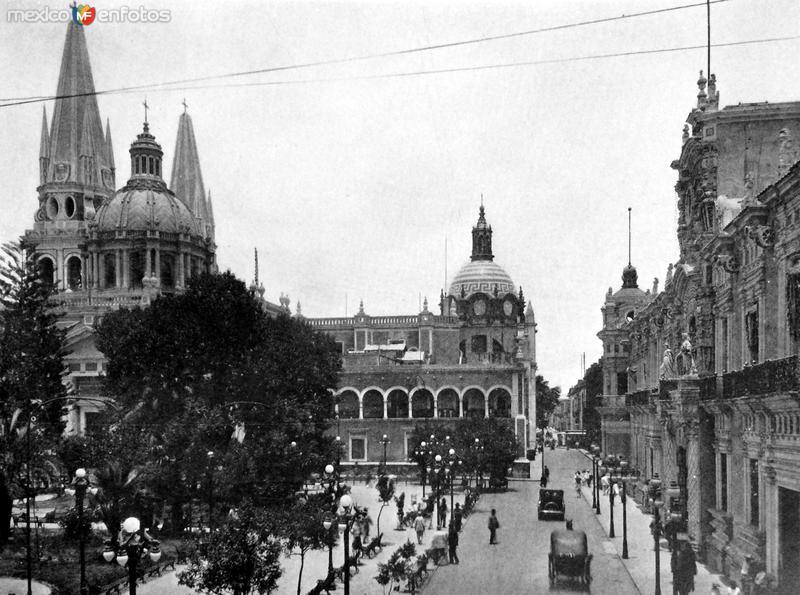 Catedral y Palacio de Gobierno