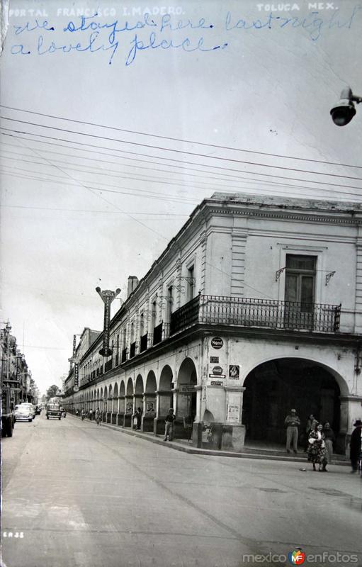 Portal Francisco I Madero ( 1958 ).