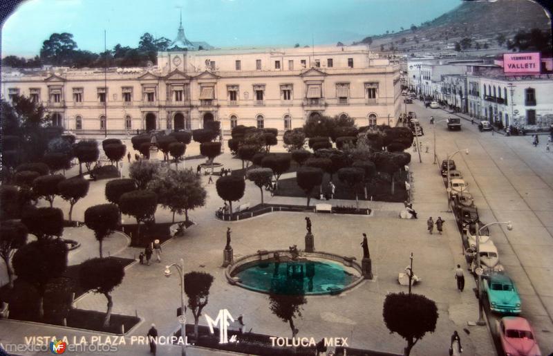 Vista a la plaza principal.