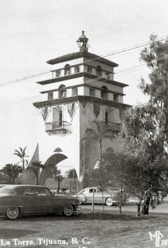 Torre de Agua Caliente