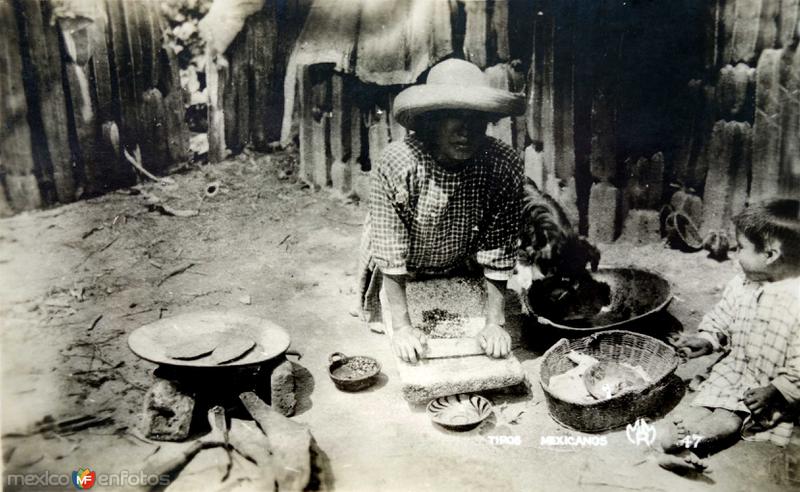 Tipos mexicanos una tortillera.