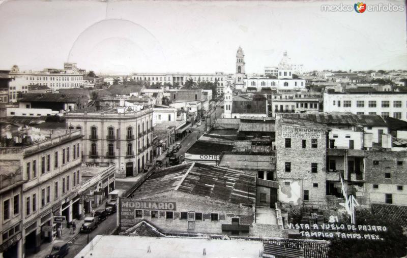 Vista a vuelo de pajaro ( Circulada el 19 de Enero de 1955 ).