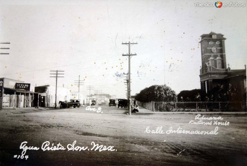 Calle Internacional y edificio de la Aduana.