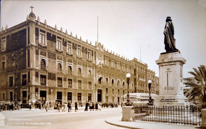 Edificio Monte de Piedad.