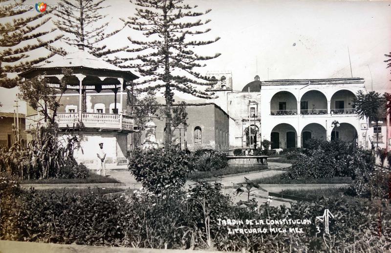 Jardin de La Constitucion.