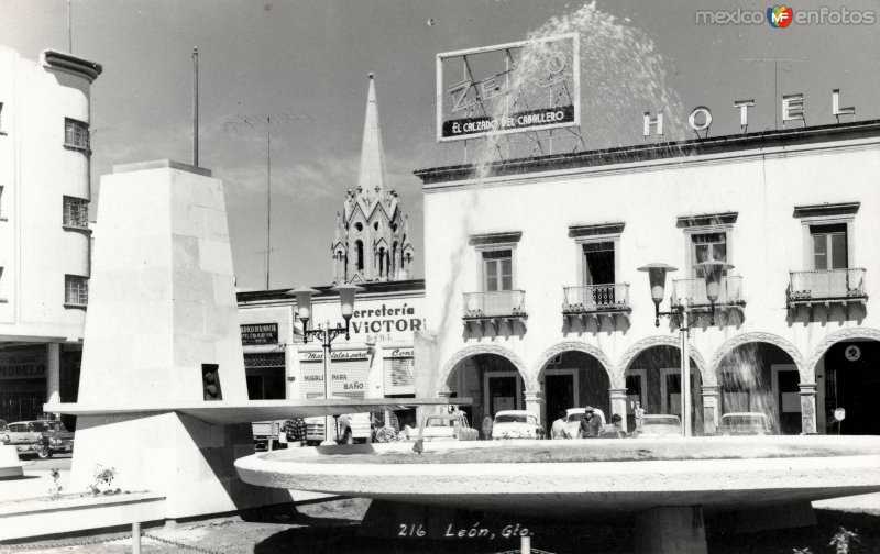 Fuente y plaza