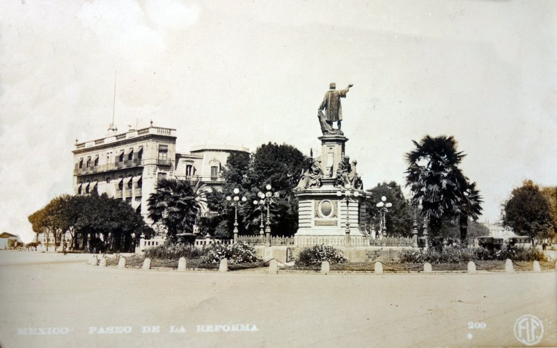 Paseo de La Reforma y Mto.a Colon.( Circulada  el 3 de Junio de 1921 )