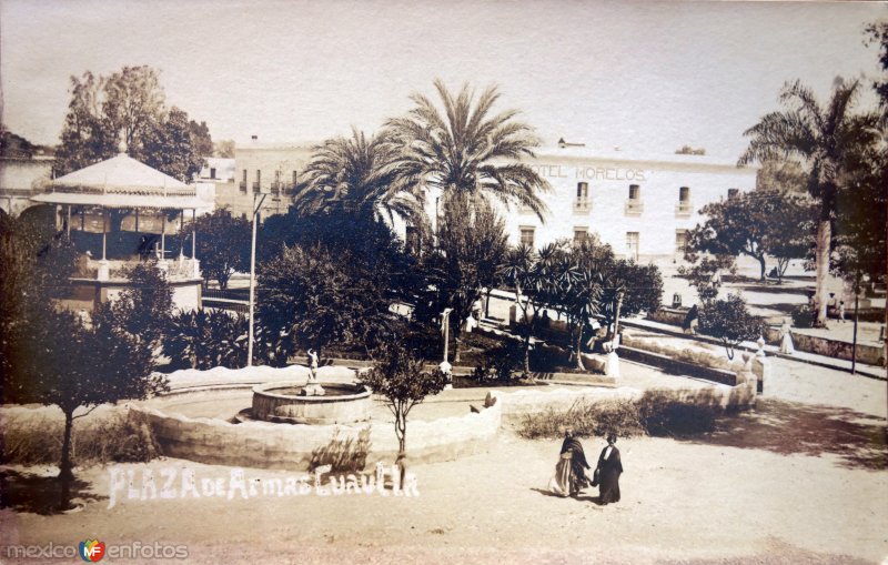 La Plaza de Armas. ( Circulada el 5 de Enero de 1911 ).