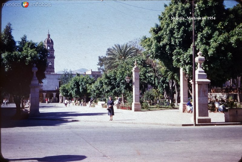 La Plaza Principal 1954.