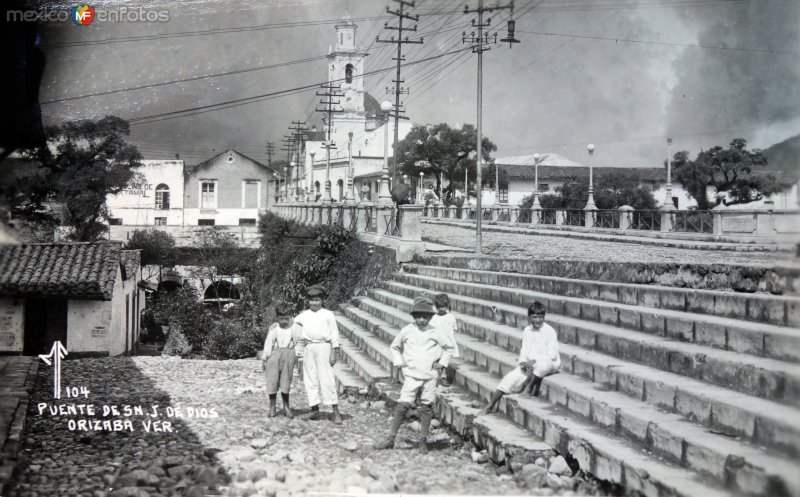 Puente de San Juan de Dios.