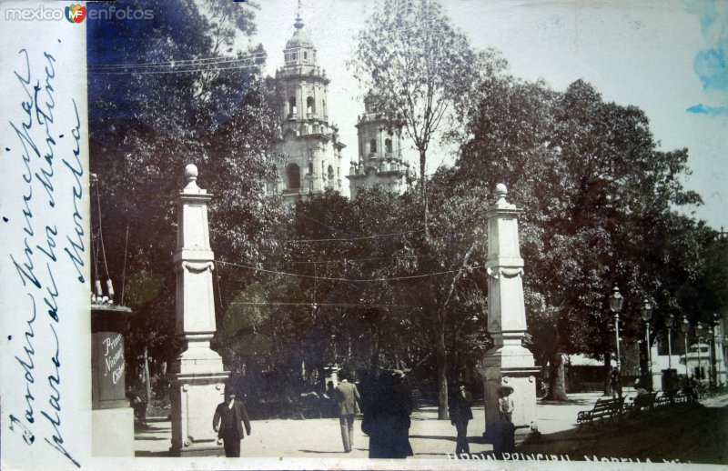 Jardin Principal ( Circulada el 10 de Diciembre de 1909 ).