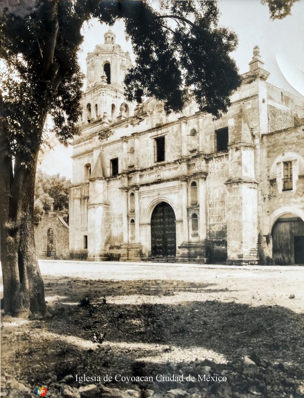 Iglesia de Coyoacan Ciudad de México ( Fechada el 2 de Agosto de 1926 ).