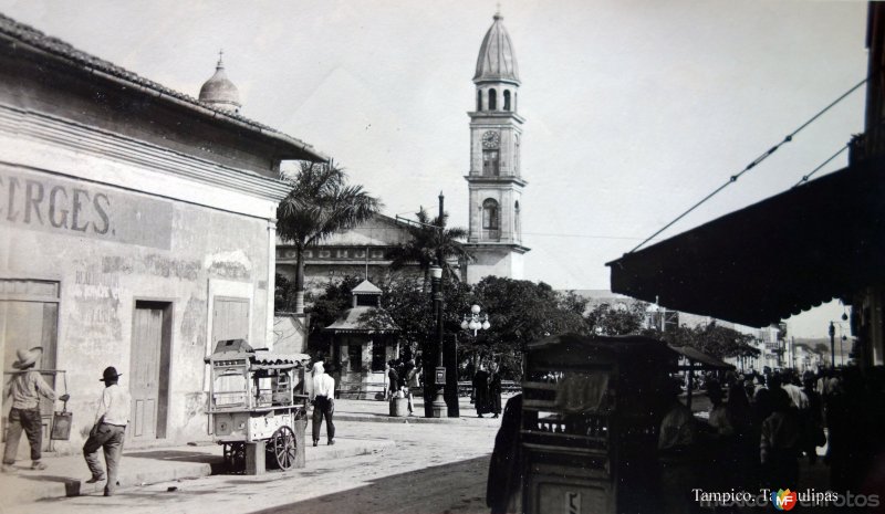 Escena callejera  de Tampico, Tamaulipas.