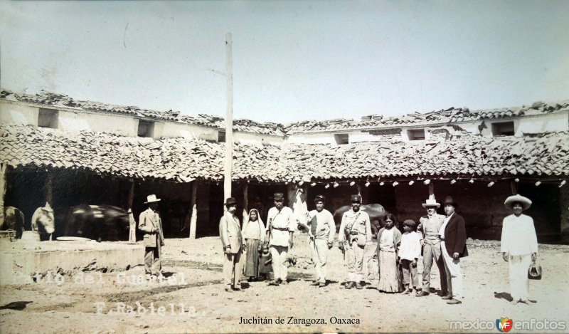 Patio del Cuartel Juchitán de Zaragoza, Oaxaca.