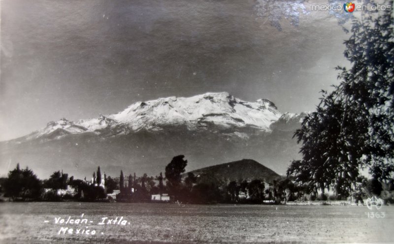 Volcan Ixtaccihuatl.