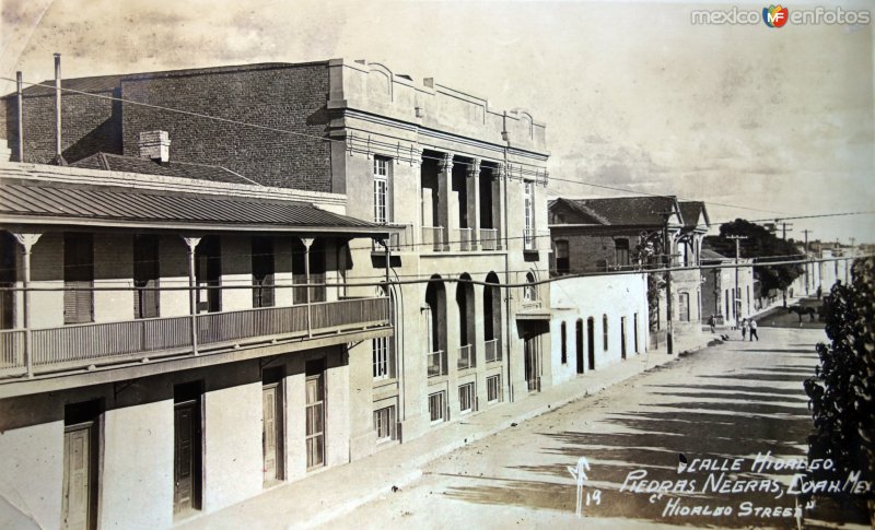 Calle Hidalgo.  ( Circulada el 26 de Enero de 1935 ).