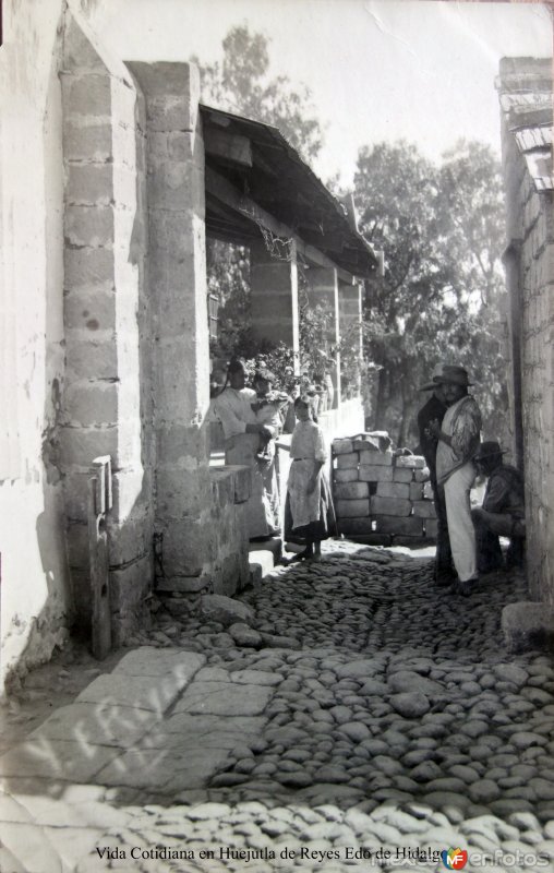 Vida Cotidiana en Huejutla de Reyes Edo de Hidalgo. - Huejutla, Hidalgo  (MX16243786612763)