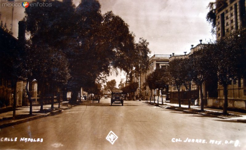 Calle Napoles Colonia Juarez.