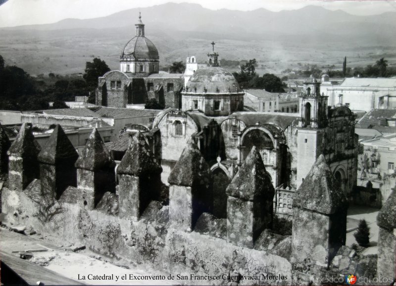 La Catedral y el Exconvento de San Francisco Cuernavaca, Morelos