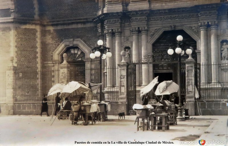 Puestos de comida en la La villa de Guadalupe Ciudad de México.