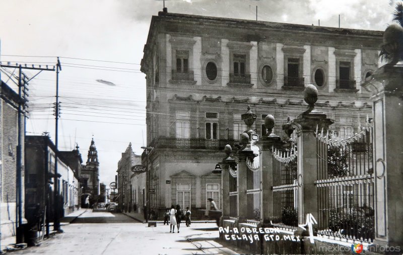 Avenida A Obregon.