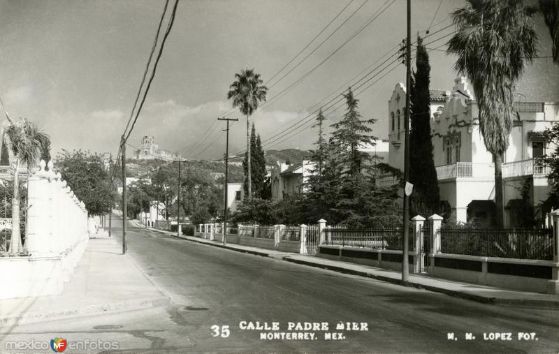 Calle Padre Mier