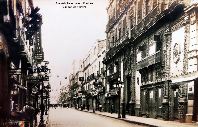 Avenida Francisco I Madero. Ciudad de México.