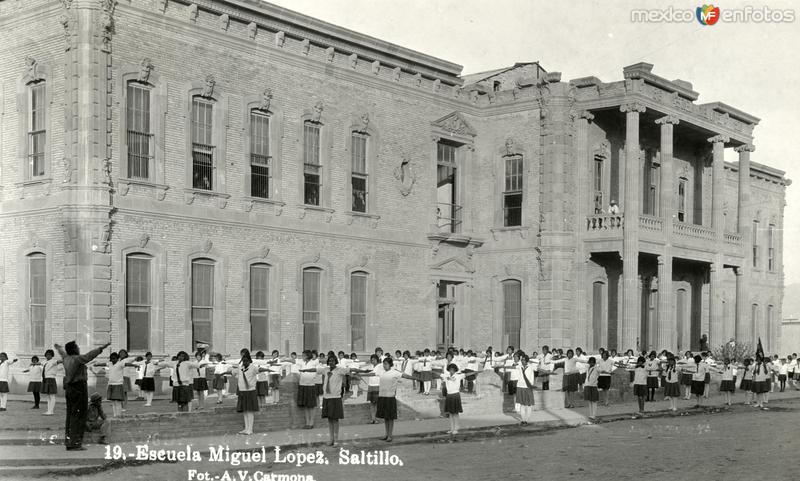 Escuela Miguel López