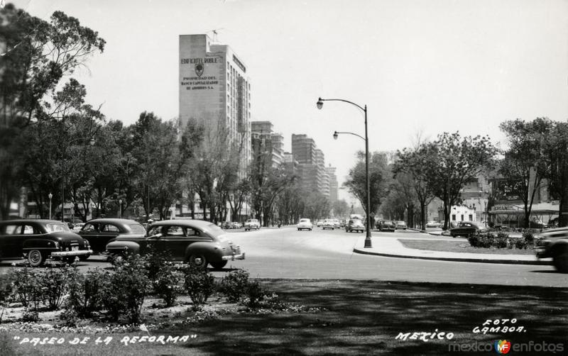 Paseo de la Reforma y Edificio El Roble