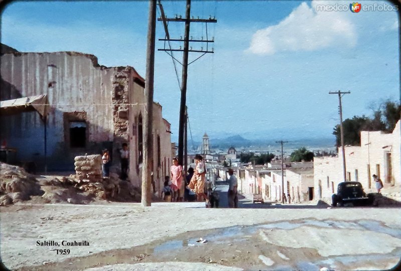 Escena callejera de Saltillo, Coahuila 1959.