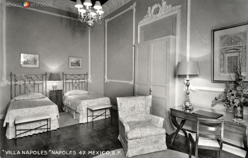 Una habitación del hotel Villa Nápoles