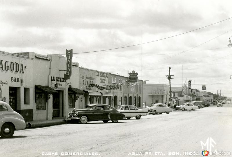 Casas comerciales