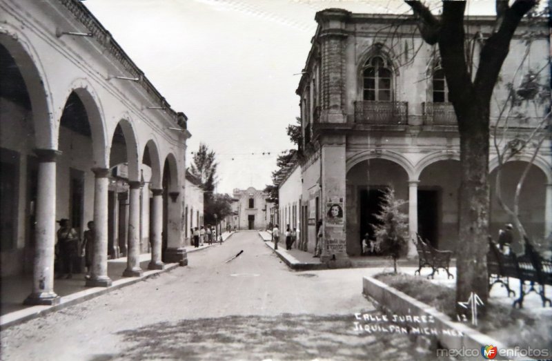 Fotos de Jiquilpan, Michoacán, México: Calle Juarez.