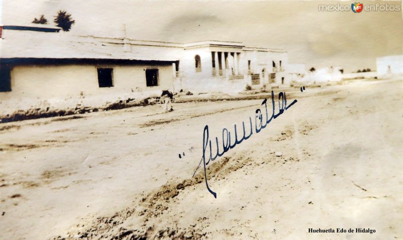 Escena callejera Huehuetla Edo de Hidalgo .