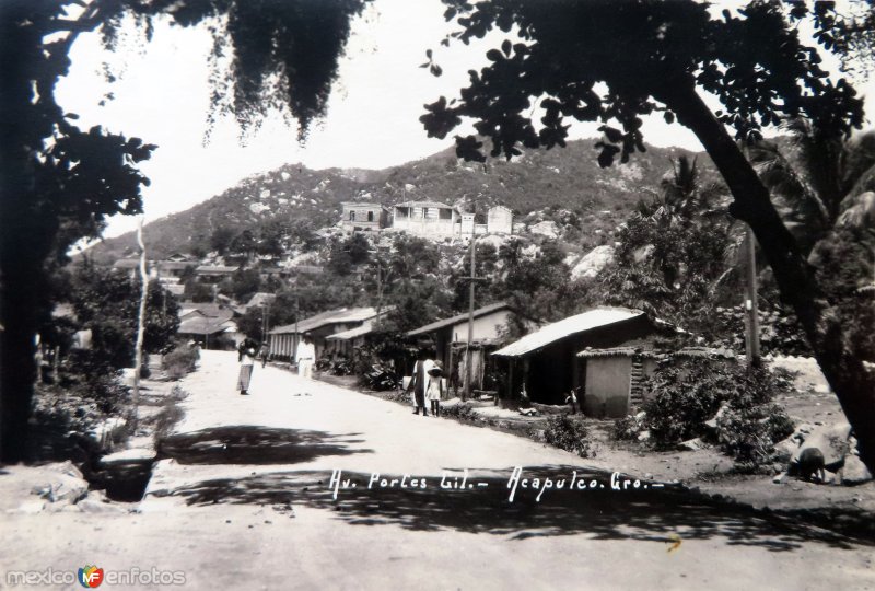 Avenida Portes Gil  ( Fechada el en 1931 ).