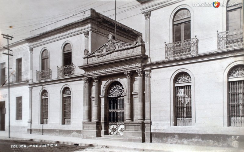 Palacio de Justicia.