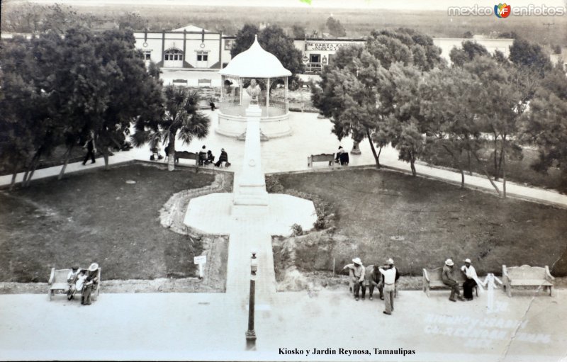 Kiosko y Jardin Reynosa, Tamaulipas ( Circulada el 2  de Febrero de 1949 ).