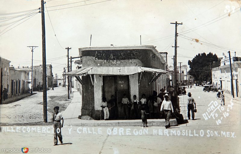 Calle Comercio y calle Obregon.