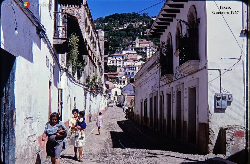 Escena callejera Taxco, Guerrero 1967.