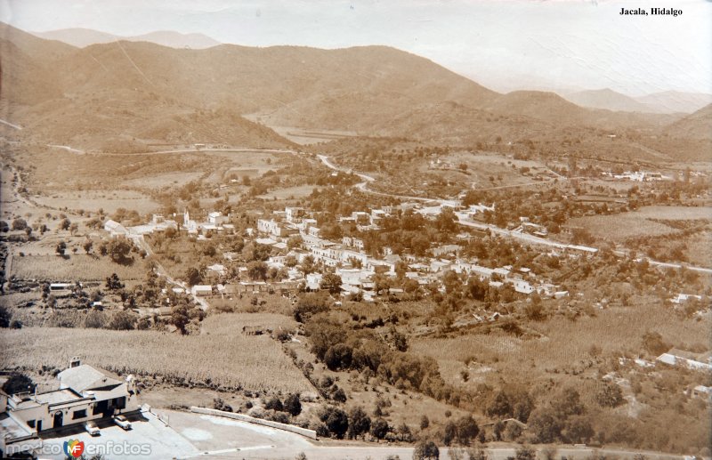 Panorama de Jacala, Hidalgo. ( Circulada el 10 de Abril de 1955 ).