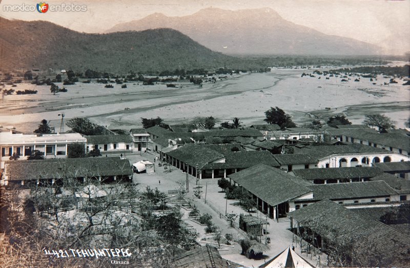 Panorama por el Fotógrafo Hugo Brehme.