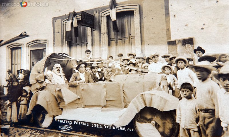 Alegorias de las fiestas patrias  de Teziutlán, Puebla 1923