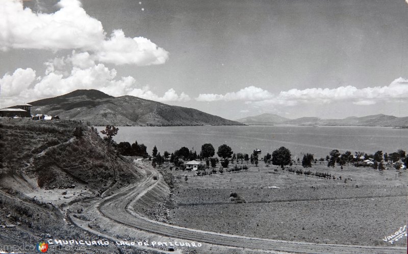 El Lago de Pátzcuaro  Michoacán.