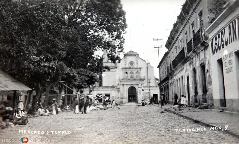 Mercado y templo.