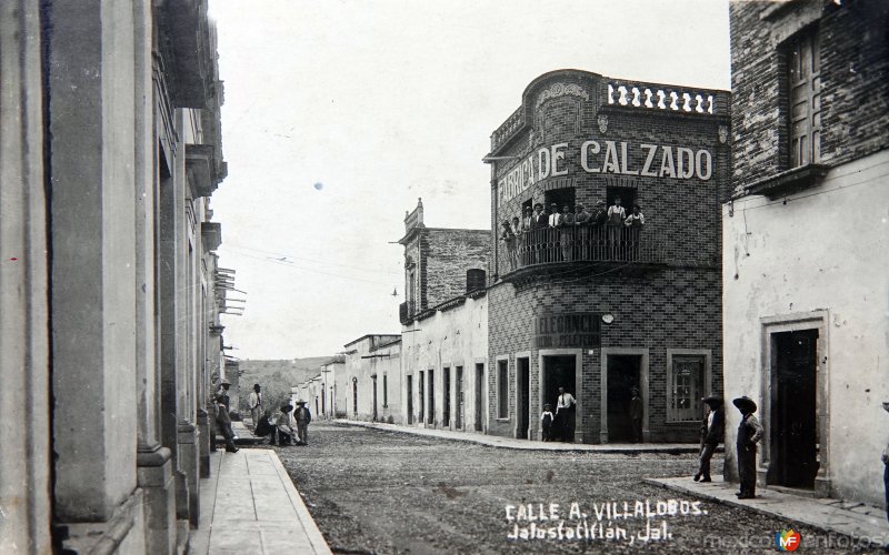 Calle A Villalobos.