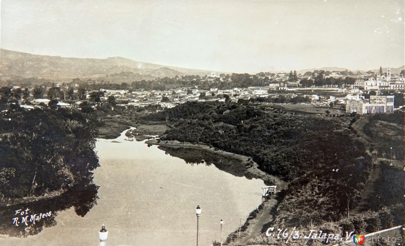 Panorama por el fotografo R M Mateos. ( Circulada el 27 de Septiembre de 1936 ).