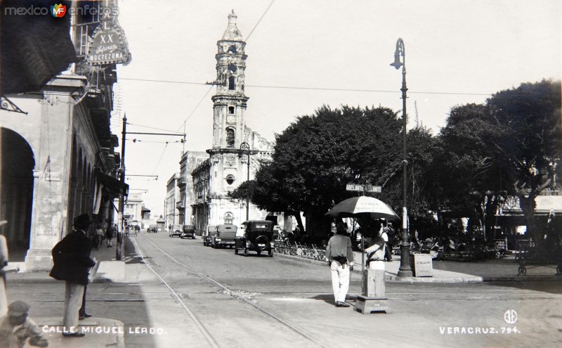 Calle Miguel Lerdo.