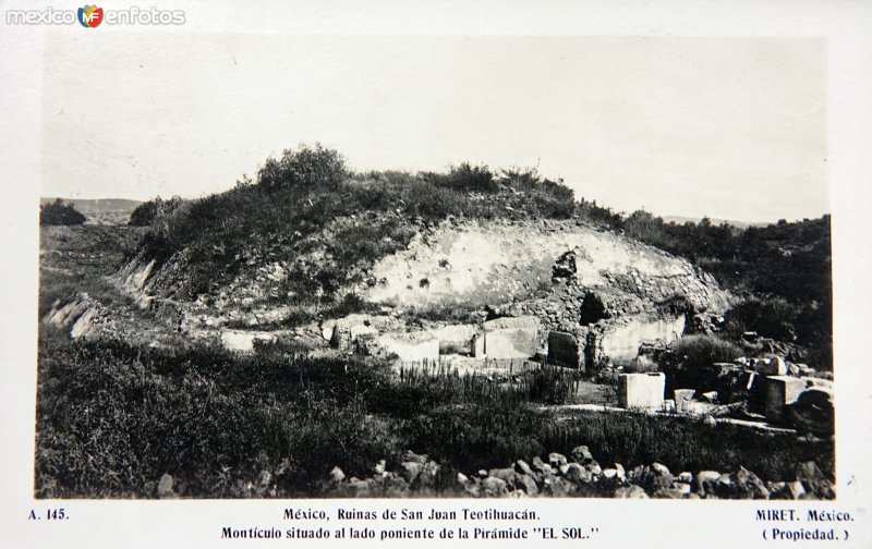 Ruinas Arqueologicas de Teotihuacan por el Fotógrafo Felix Miret.  ( Circulada el 27 de Diciembre de 1911 ).