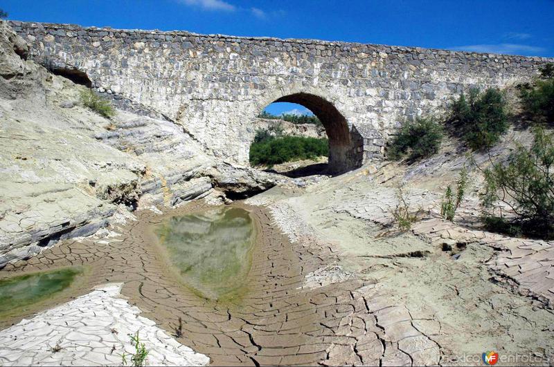 Fotos de Mina, Nuevo León: Acueducto